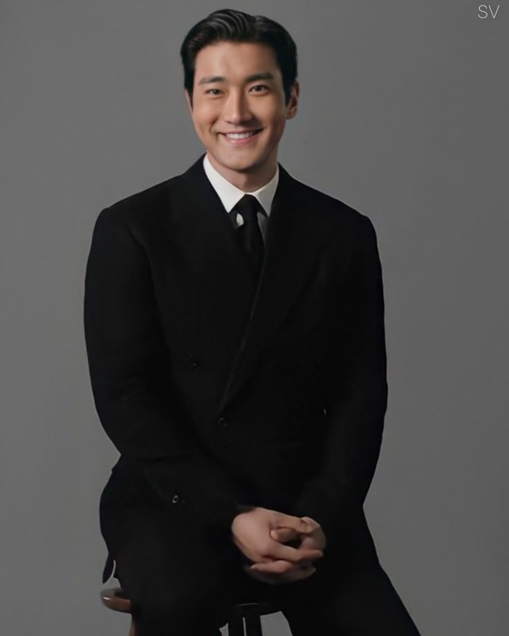 A Single Post, A National Mood: Siwon Faces Heat After Yoon Suk Yeol Is Sentenced to Life