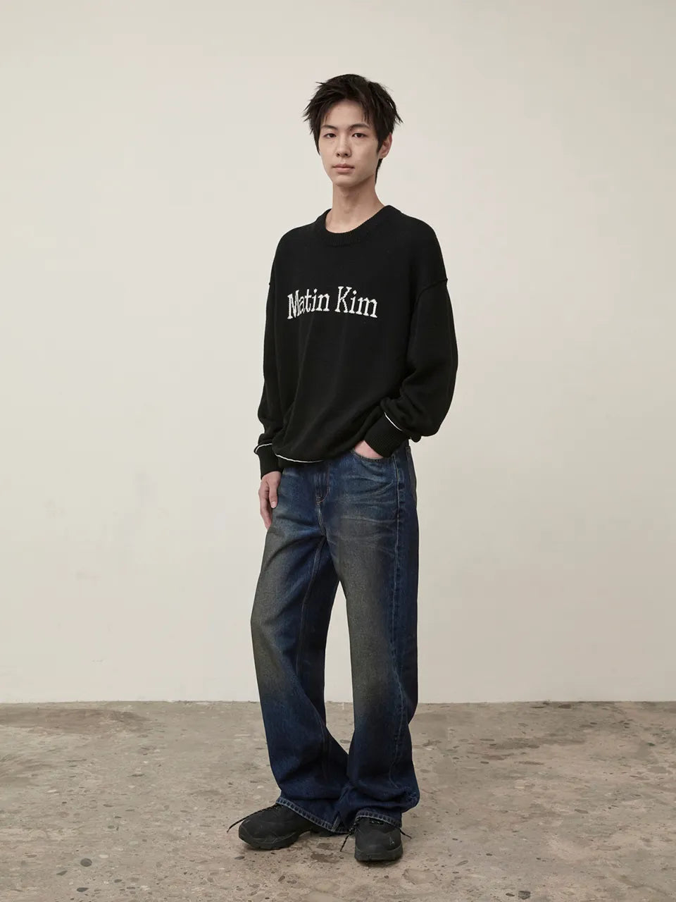 Matin Kim - Color Trim Line Logo Pullover Knit (aespa NINGNING Wear)