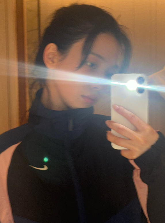 NIKE - Oversized Track Jacket W (aespa KARINA Wear)