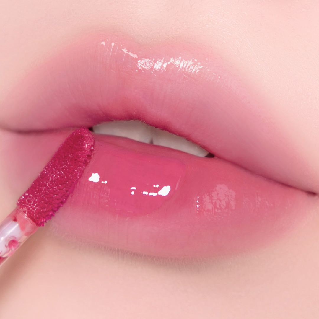 Tanned Pochacco x WAKEMAKE - Waterful Glow Tint - 01. Milky Vine