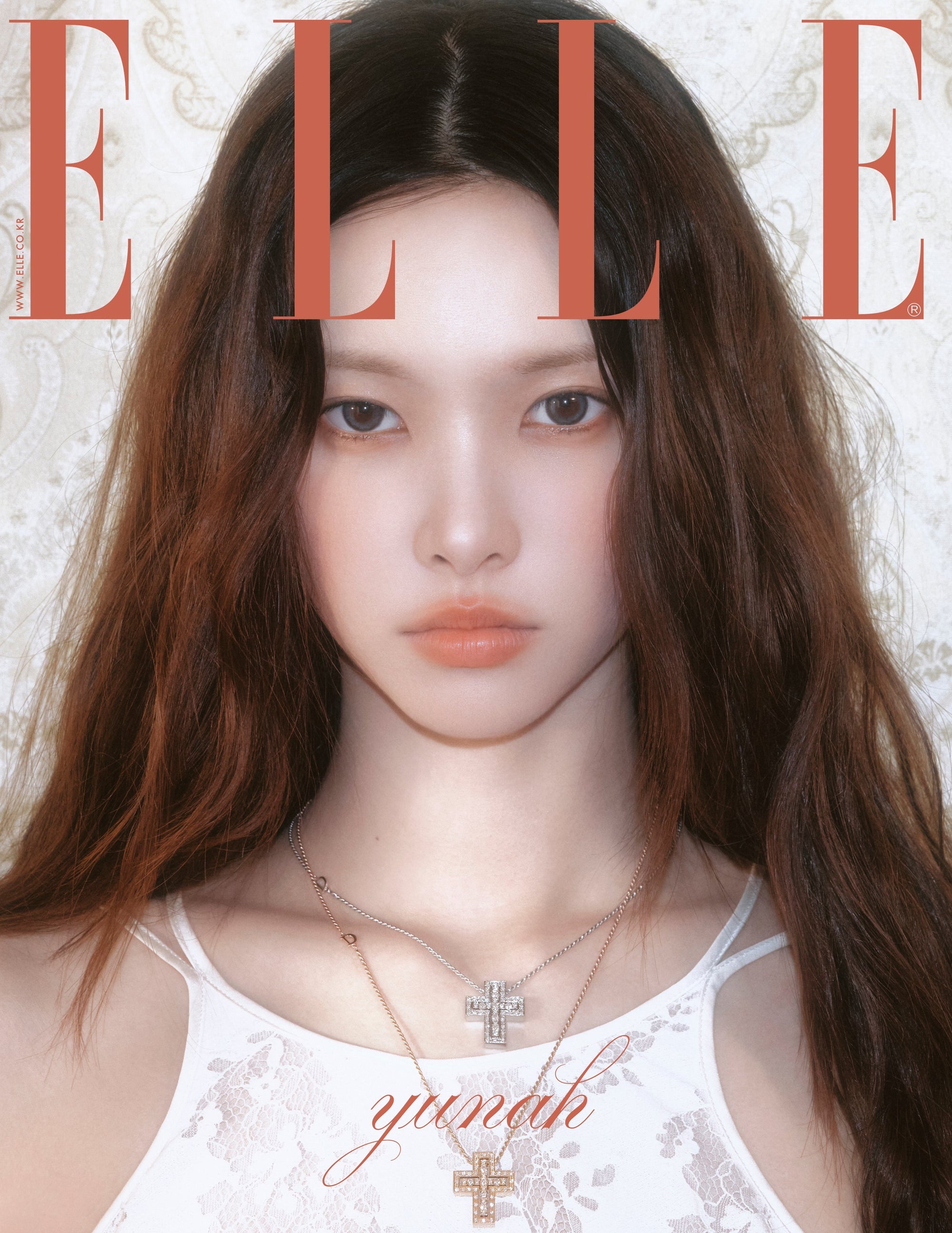 ELLE Korea Magazine 2025.09 (Cover: ILLIT)