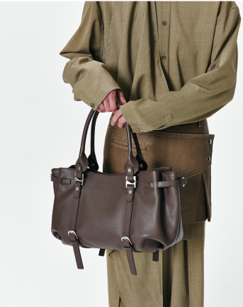 AHNI - Ruskin Tote Bag