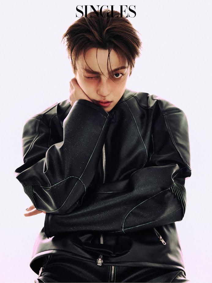 SINGLES Korea Magazine 2025.12 (Include: ATEEZ HONGJOONG)