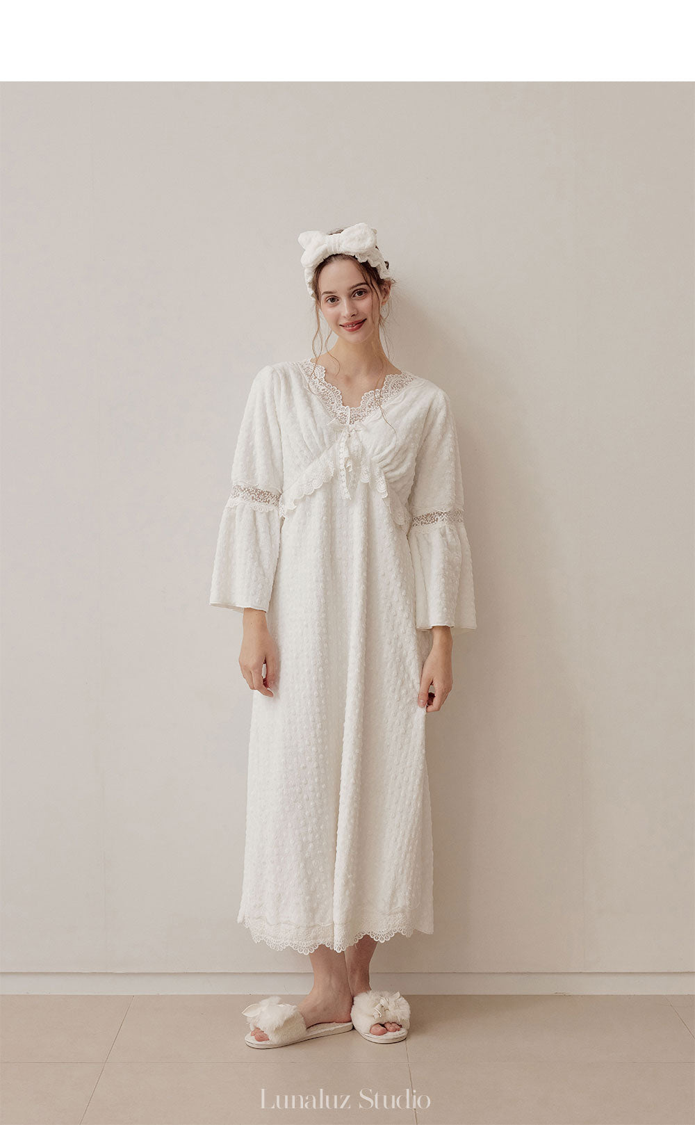 LUNALUZ WOMEN Teresa Embossing Fur Dress Pajama