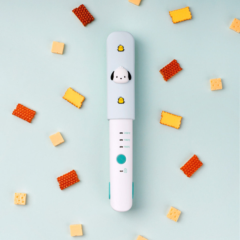 ROYCHE - Sanrio Wireless Mini Flat Iron - Pochacco