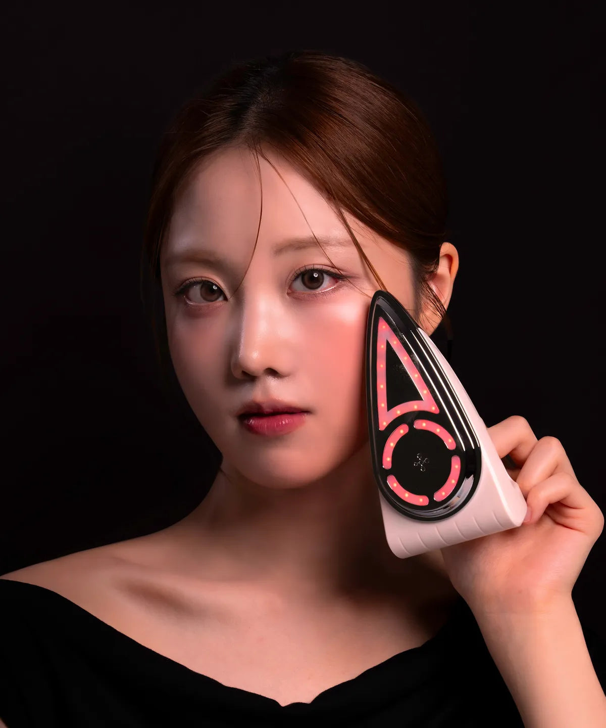Cellology CELLNEWMER IRON (4-in-1 Total Care Device)
