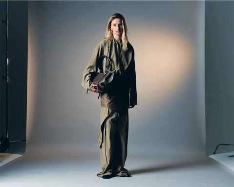 AHNI - Ruskin Tote Bag