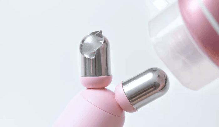 MEDICUBE AGE-R BOOSTER V ROLLER (BEAUTY DEVICE)