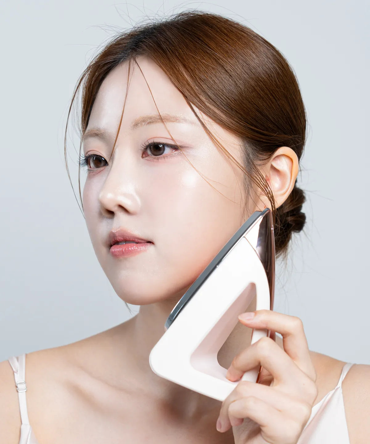 Cellology CELLNEWMER IRON (4-in-1 Total Care Device)